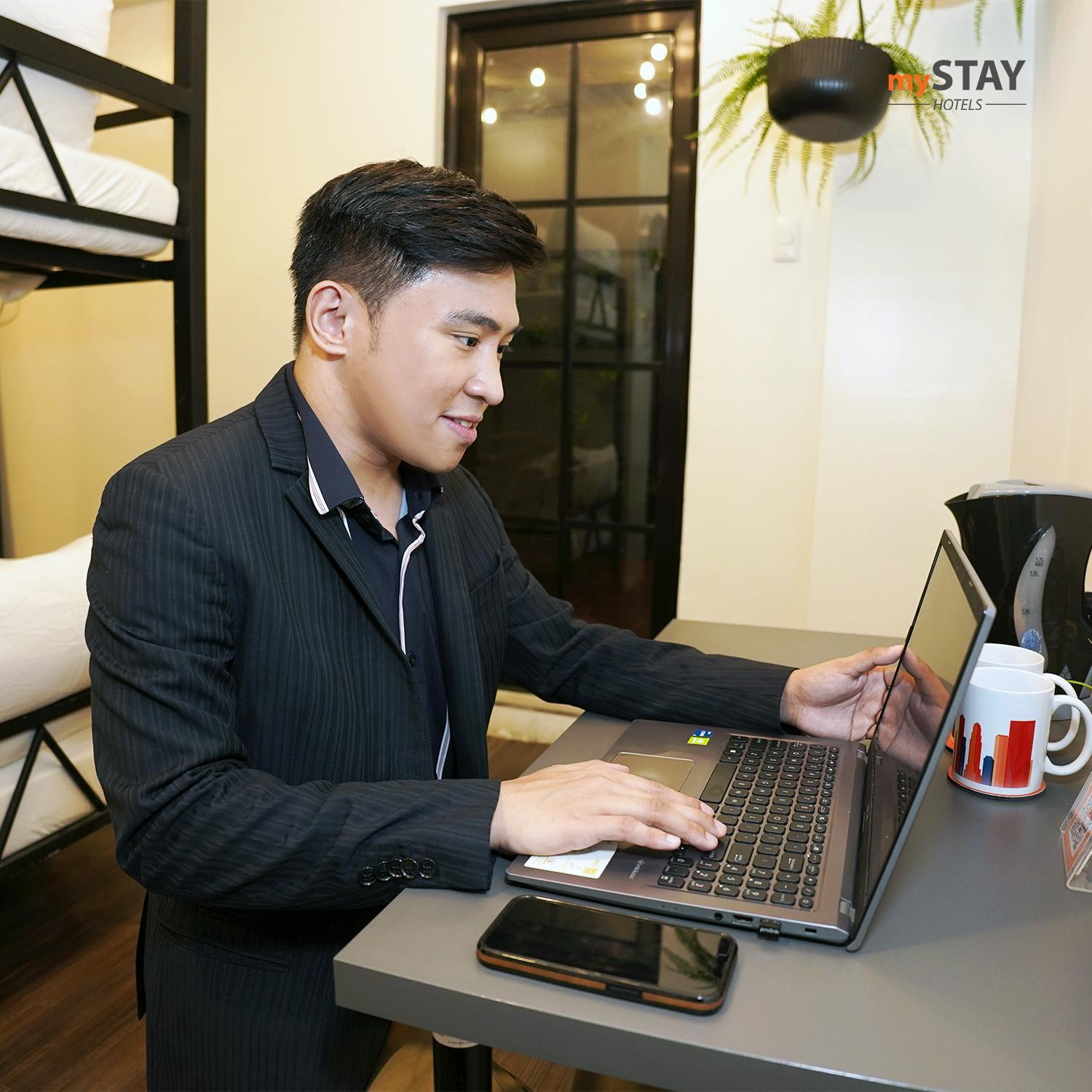טאגיג Mystay Hotel Bgc South מראה חיצוני תמונה